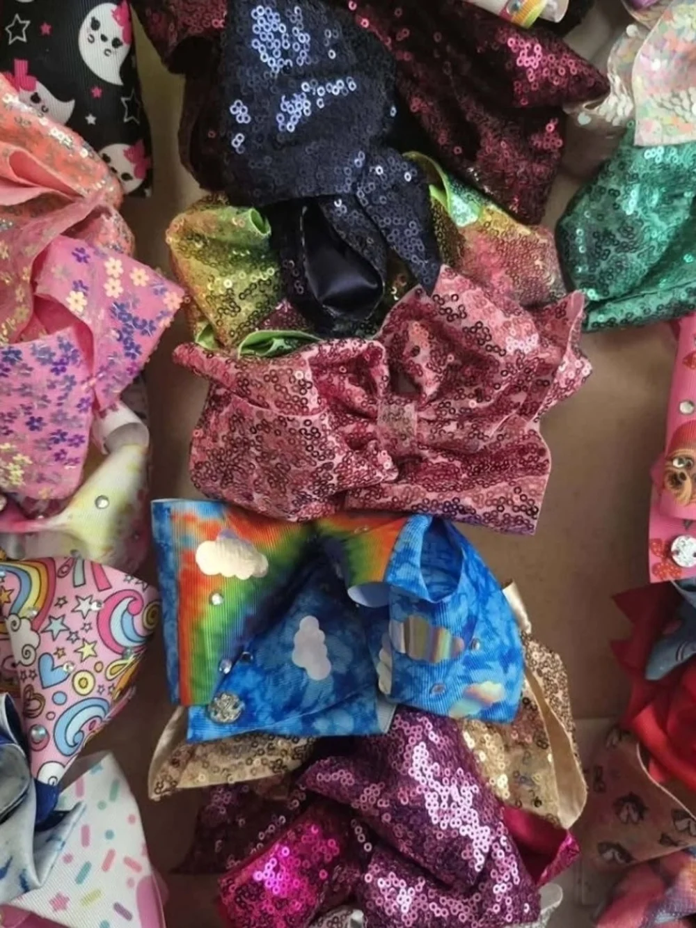 Kids Multicolor Hair Bow Lot - Assorted Glitter & Print Bows